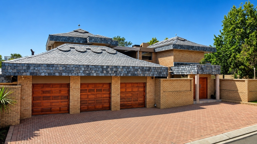 4 Bedroom Property for Sale in Heuwelsig Free State